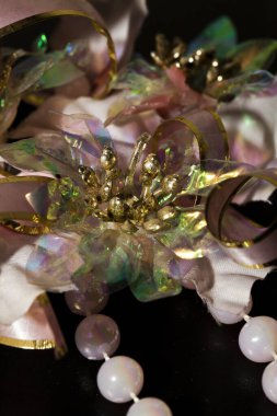 Düğün için Yapay Gömme Çiçekleri veya Özel Günler Dekorasyonu