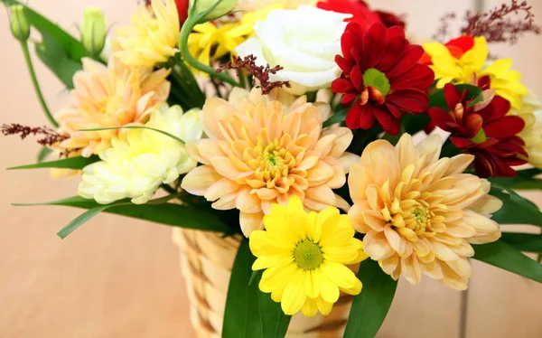 Bouquet de fleurs délicates — Photo