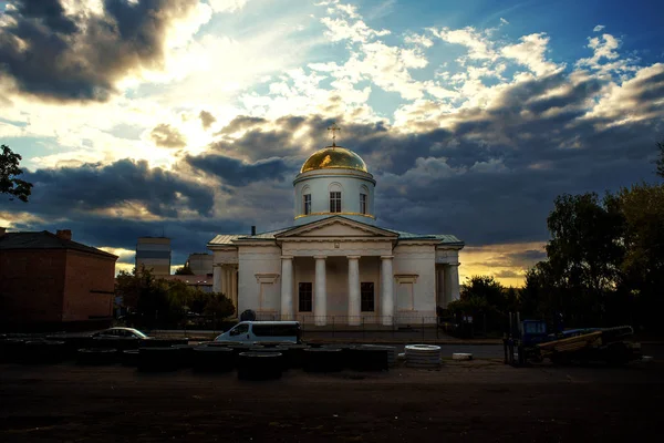 Altın banyolu Hıristiyan kilisesi