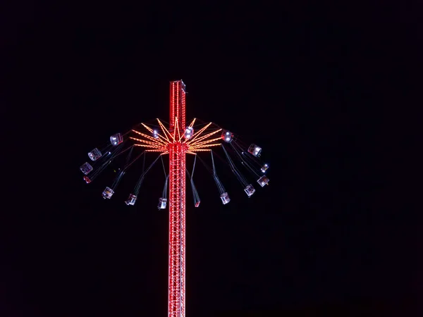 8 December 2019 - London, United Kingdom: Fairground ride Southbank — Stock Photo, Image