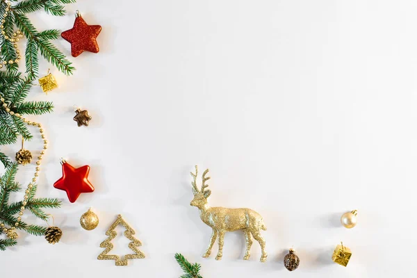 Natal Ano Novo Fundo Branco Moldura Com Decorações Sazonais Espaço — Fotografia de Stock