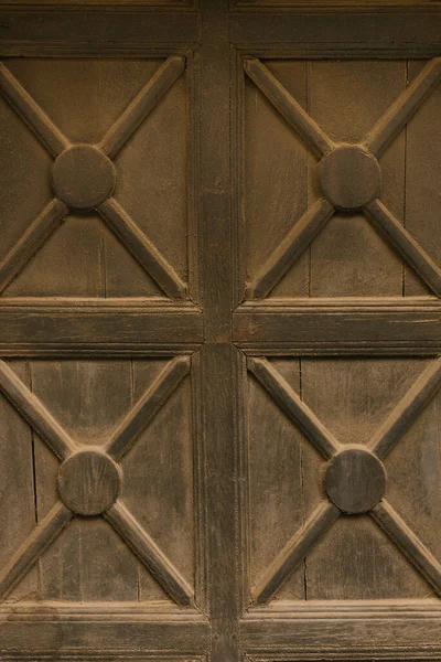 Часть Деревянных Дверей Геометрическим Узором Деревянный Фон Дизайна — стоковое фото