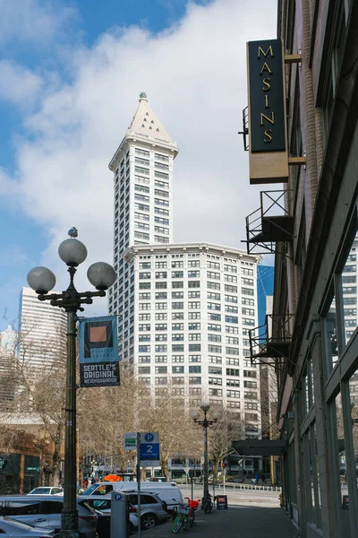 米国ワシントン州シアトル 2020年3月 晴れた日のスミスタワー — ストック写真