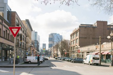 Seattle, Washington, ABD. Mart 2020. Şehrin Spring Caddesi, Pioneer Meydanı 'nda.
