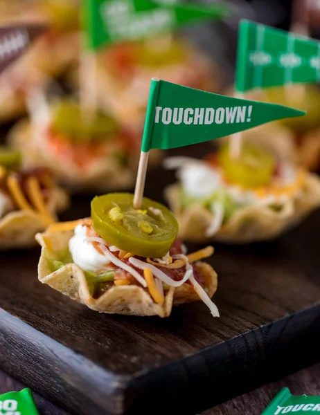 Appetizers for Super Bowl party. — Stock Photo, Image