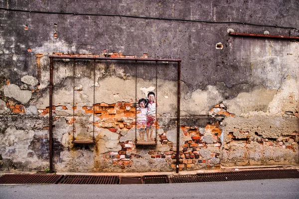 George Town, Penang, Malezya - 23 Nisan: Georgetown, Penang, Malezya 'da ünlü sokak resimleri