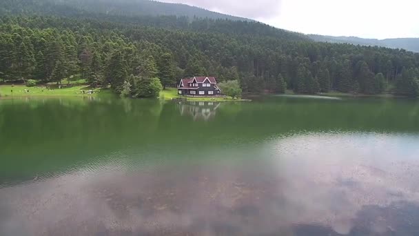 Casa Del Lago Parque Natural Golcuk Turquía — Vídeos de Stock