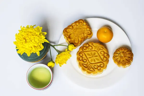 Hold Torta Tea Kínai Közép Őszi Fesztivál Elszigetelt Fehér Másolja — Stock Fotó