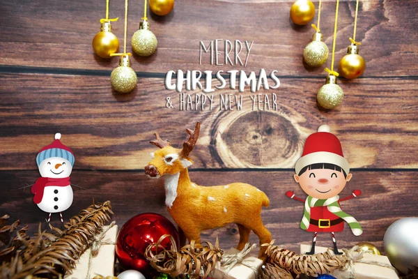 Vánoční Pozadí Dekoracemi Oslava Koule Dřevěné Desce — Stock fotografie