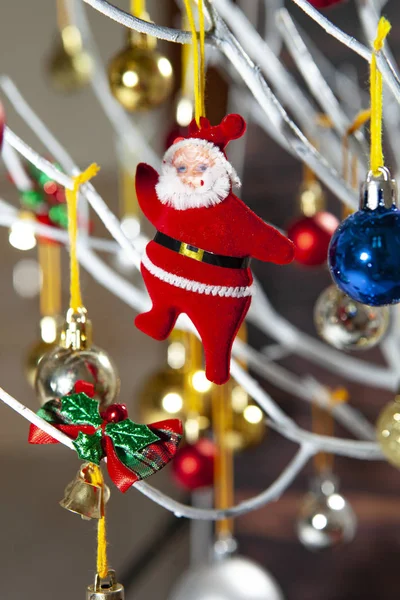 Balls Colorfull Christmas Ornaments Hanging Christmas Tree Wooden Board — Stock Photo, Image