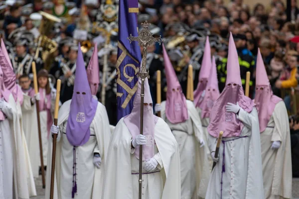 Salamanca Spain April 2019 전형적 부활절 모자를 수많은 병력을 스페인 — 스톡 사진