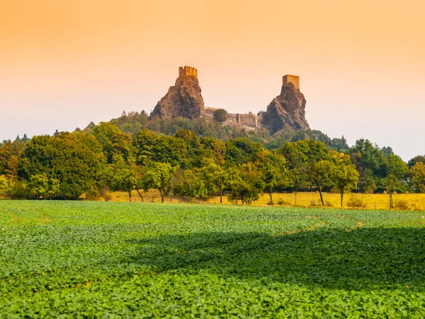 Ruins of Trosky Castle in Bohemian Paradise — Stock Photo, Image