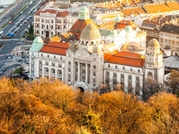 Aerial view of Gellert thermal spa historical building, Budapest, Hungary, Europe — Stock Photo, Image