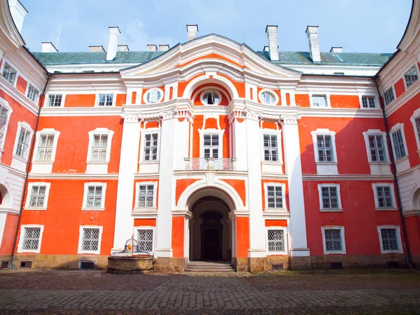 Benedictine Monastery in Broumov. Main courtyard with entrance gate. Czech Republic — Stock Photo, Image