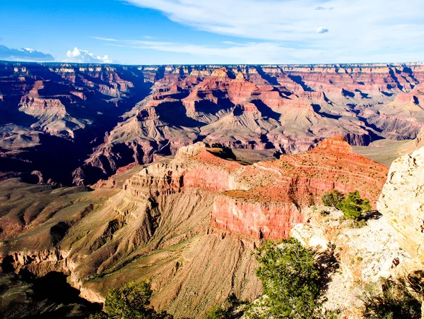 Rochas vermelhas do Grand Canyon do rio Colorado, Arizona, EUA — Fotografia de Stock