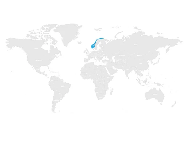 Норвегия отмечена синей по серой карте мира. Векторная иллюстрация — стоковый вектор