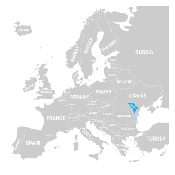 Moldova marcado por el azul en gris mapa político de Europa. Ilustración vectorial — Vector de stock