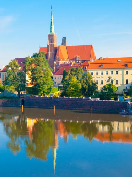 Cathedral Island, Ostrow Tumski, at Odra River. Old Town of Wroclaw, Poland. — Stock Photo, Image