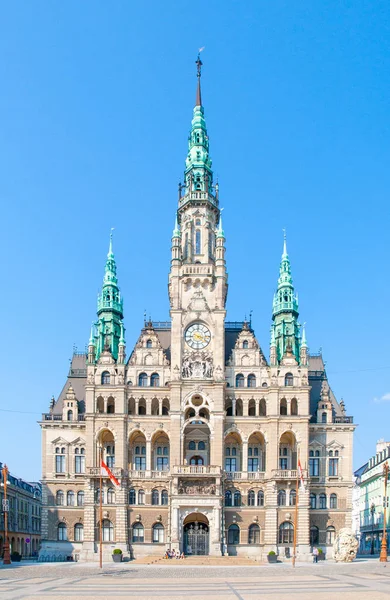 Rådhuset på Edvard Benes Square i Liberec, Tjeckien — Stockfoto