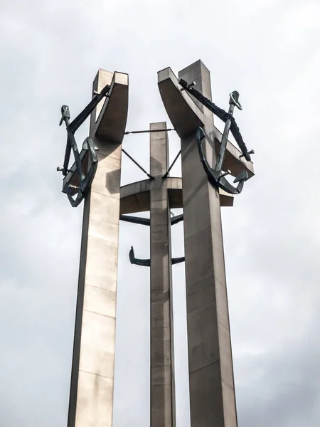 GDANSK, POLAND - AUGUST 26, 2014: Monument of solidarity in Gdansk, Poland. — 스톡 사진