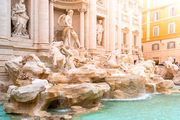 Fontanna di Trevi, Włochy: Fontana di Trevi, Rzym, Włochy. — Zdjęcie stockowe