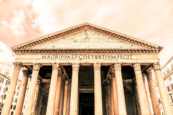 Panteão - antiga igreja romana em Roma, Itália — Fotografia de Stock