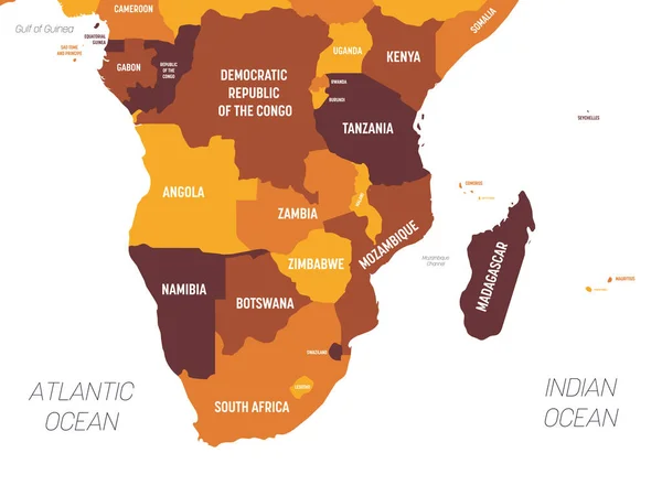 Mapa del sur de África - tonalidad marrón anaranjada sobre fondo oscuro. Mapa político detallado de la región del sur de África con nombres de países, océanos y mares etiquetados — Vector de stock