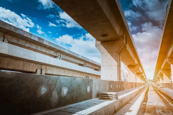 Esta Estação Ferroviária Trem Céu Durante Construção Para Passageiros Trem — Fotografia de Stock