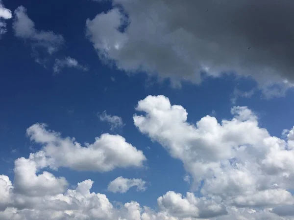 Spring Cloudy Sky Abstract Textured Wallpaper — Stock Photo, Image