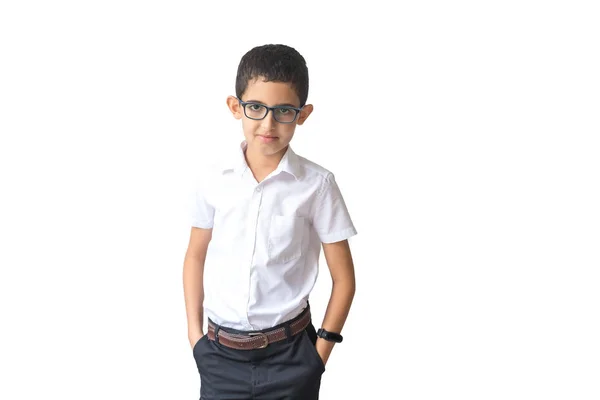 Gözlüklü Gömlekli Çocuk Beyaz Arka Planda Izole Edilmiş Öğrenci Çocuk — Stok fotoğraf