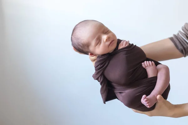 Newborn Baby Boy His Mother Hands Newborn Photography — Stock Photo, Image