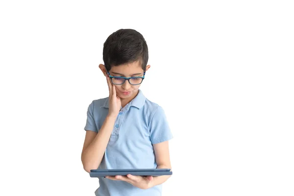 Retrato Niño Gafas Con Tableta Aprendizaje Remoto Educación Distancia Covid —  Fotos de Stock