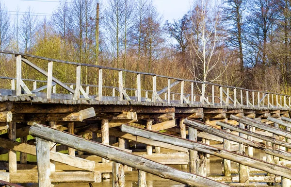 Viejo Puente Madera Sobre Río — Foto de Stock