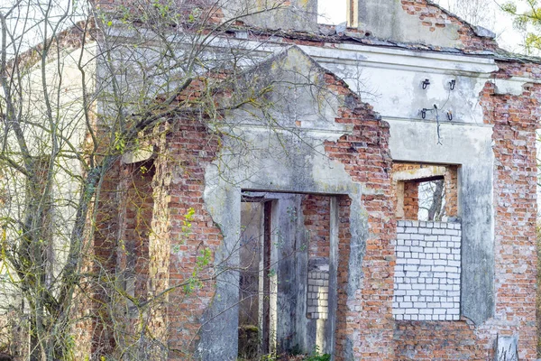 Altes Verlassenes Gebäude Backsteinruinen — Stockfoto