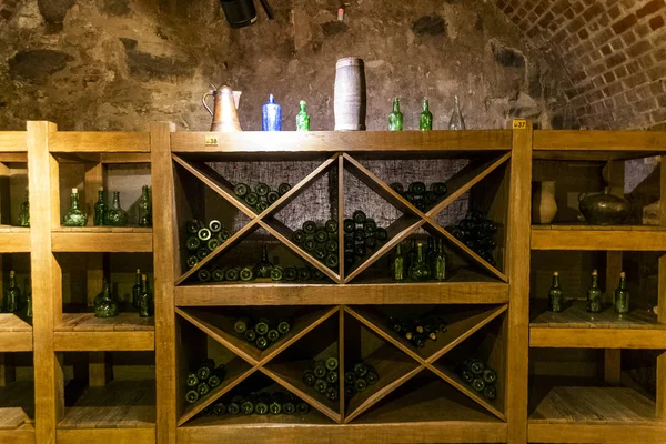 Şarap Mahzeni Şarap Fıçısı Deposu Seçici Odak — Stok fotoğraf