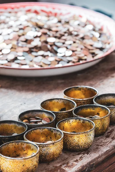 Coins Gift Some Decorated Yellow Bowls Containing Coins Donated Charity — Stock Photo, Image