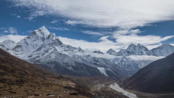 Montaña Ama Dablam. Himalaya, Nepal — Vídeos de Stock