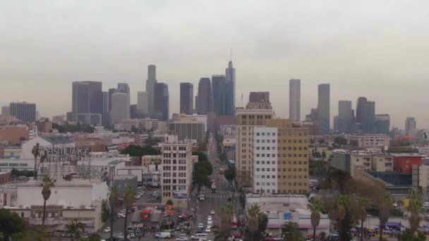LOS ANGELES, USA - DECEMBER 1, 2018: Los Angeles City Downtown. California, USA. Aerial View. Drone Flies Upwards. Medium Shot — Stock Video