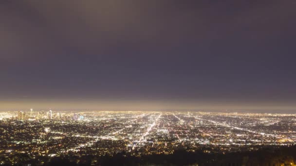 Los Angeles Skyline v noci. Kalifornie, USA — Stock video