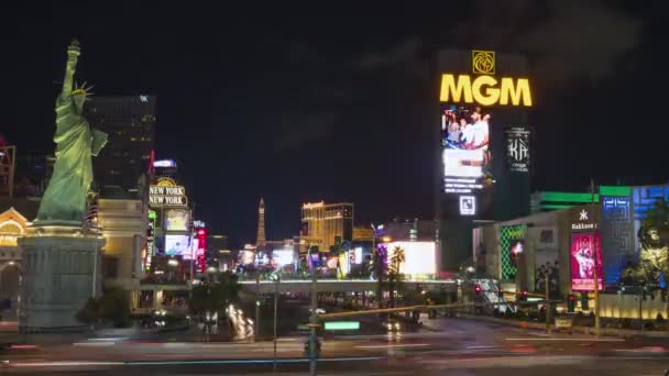 Las Vegas, Usa - 20 december 2019: Las Vegas Strip 's nachts. Nevada, Usa. Tijdsverloop — Stockvideo