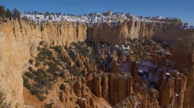 Paria Manzarası. Bryce Kanyonu, kışın. Utah, ABD
