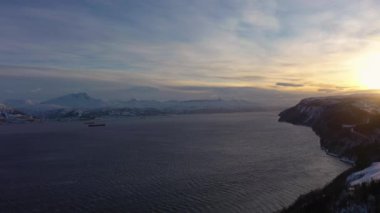 Ofotfjord Fiyort ve Kışın Dağları. Nordland, Norveç. Hava Görünümü