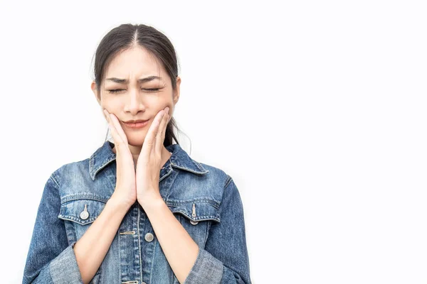 Mujer Sintiendo Dolor Dental Aislado Sobre Fondo Blanco — Foto de Stock