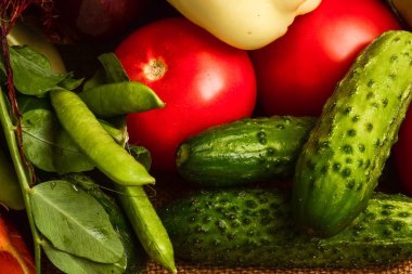 arka planı olarak çeşitli taze sebze