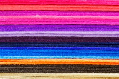 arka plan olarak çok renkli çizgili kumaş. seçici odak