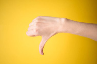 kadın el hareketi parmak