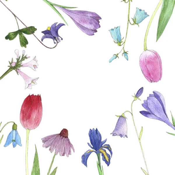 suluboya çiçekler çiziyor