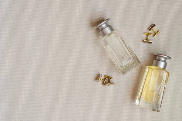Perfume para homens e acessórios para roupas . — Fotografia de Stock
