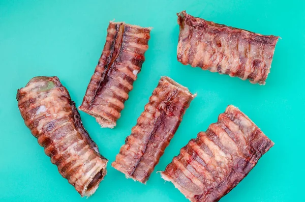 Ορίστε Αποξηραμένα Tracheas Βοείου Κρέατος Φυσικό Μάσημα Λιχουδιές Για Σκύλους — Φωτογραφία Αρχείου