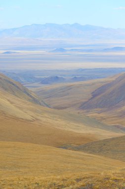 Altay dağlarda günbatımı